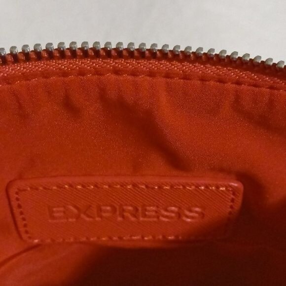 Express Coral Fold Over Purse with Silver Chain‎ Strap/Hardware - Picture 7 of 12